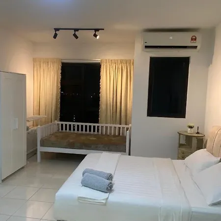 Nice Studio Unit At Tiara Imperio Bangi Kajang Exterior photo
